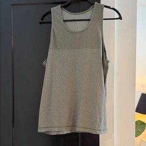 Vuori Heather Gray Tank Top men’s